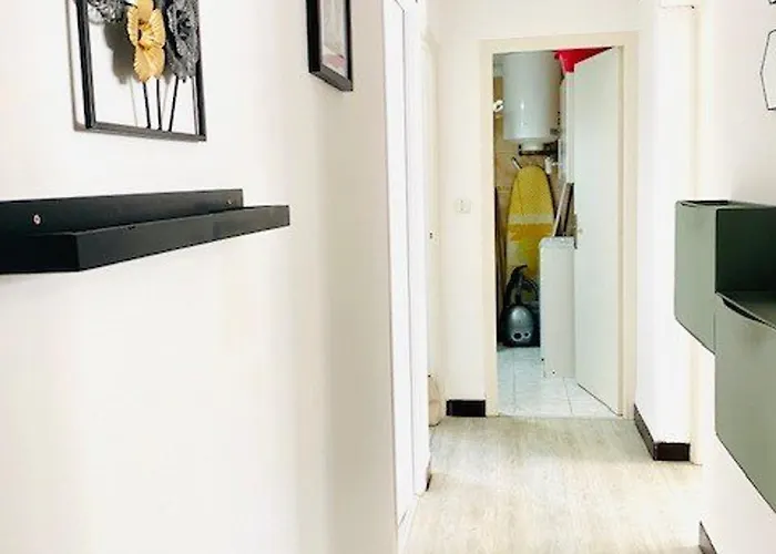 F2 En Centre-ville Avec Parking, Balcon Et Equipements Modernes - Fr-1-703-162 Appartement Amélie-les-Bains-Palalda